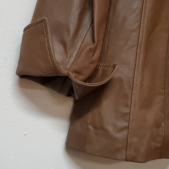 Pamela McCoy brown leather jacket - Picture 10 of 10
